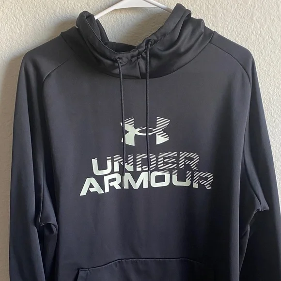 Under Armour Men's Black Hoodie - Picture 4 of 11